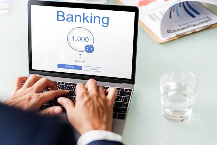 AI-powered mobile app reducing banking customer onboarding time