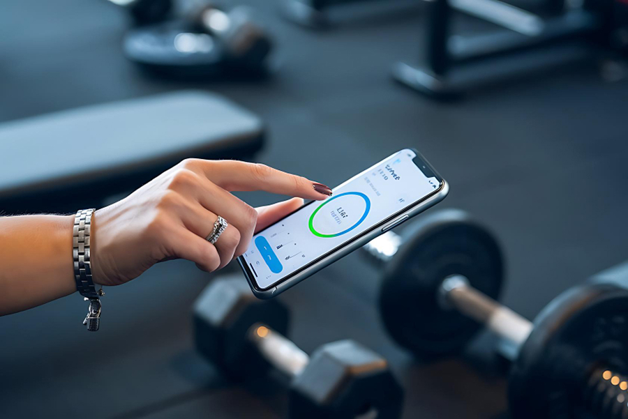Fitness brand increasing user engagement with an AI wellness app