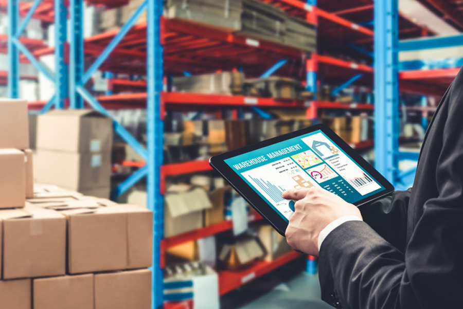 Automating Warehouse Inventory and Order Fulfillment with Intelligent Supply Chain Software