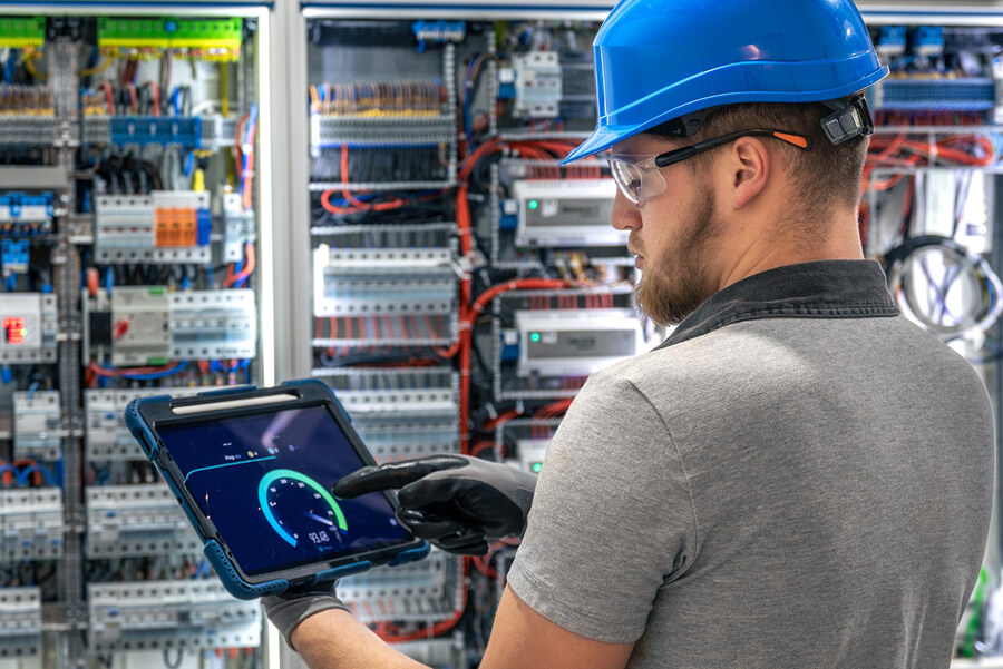 LoRaWAN industrial equipment monitoring solution